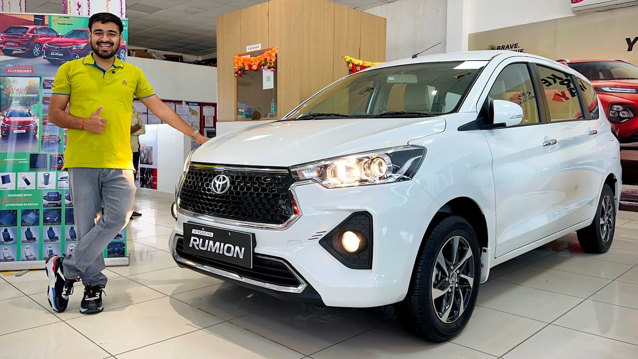 26KM माइलेज के साथ लॉन्च हुई डिजिटल फीचर्स वाली Toyota Rumion की 7-Seater कार – जानिए पूरी जानकारी